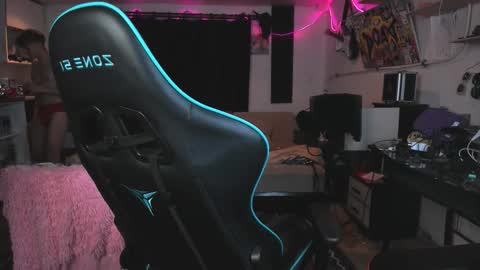 Snapshot of prince_nik chatting on November 28, 2025, 7:38 pm prince online show from November 28, 2025, 7:38 pm