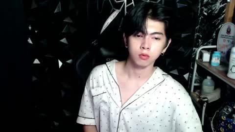 princecalix online show from May 23, 2026, 5:01 am