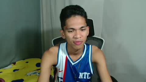 Snapshot of princeofcumxxx chatting on December 1, 2024, 4:40 pm Mel online show from December 1, 2024, 4:40 pm