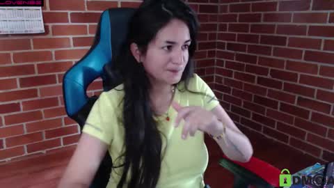 Leia online show from September 8, 2025, 4:06 pm