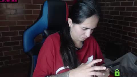 Snapshot of princesa_leia_zathur chatting on June 22, 2026, 10:56 am Leia online show from June 22, 2026, 10:56 am