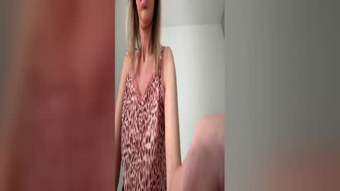 Snapshot of princesless chatting on June 13, 2026, 4:38 pm princesless online show from June 13, 2026, 4:38 pm