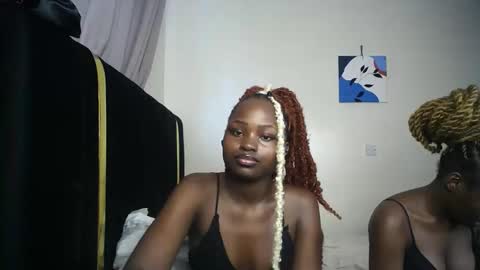 Snapshot of princess_bee1 chatting on January 16, 2026, 12:42 pm princess online show from January 16, 2026, 12:42 pm