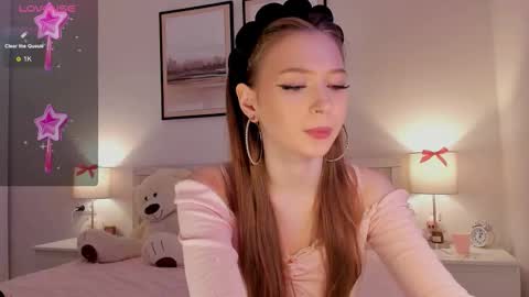 Princess Diana online show from March 11, 2026, 7:42 pm