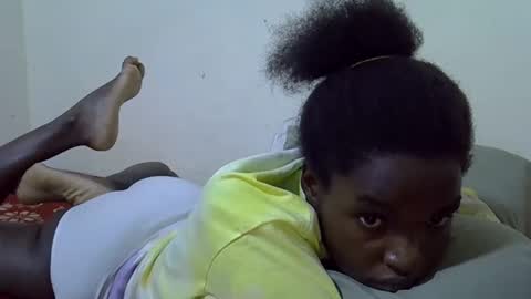 princess_scovia online show from April 8, 2026, 7:36 pm