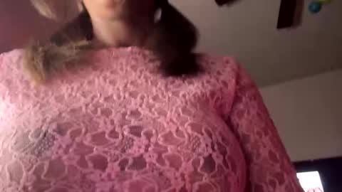 princessbellawella online show from January 7, 2026, 5:10 am