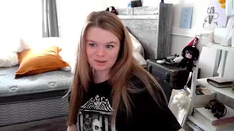Snapshot of princessbunny420 chatting on February 28, 2026, 9:38 pm princessbunny420 online show from February 28, 2026, 9:38 pm