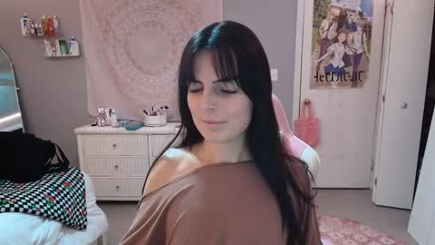 Snapshot of princesselysia99 chatting on November 14, 2025, 10:18 pm Princess Elysia online show from November 14, 2025, 10:18 pm