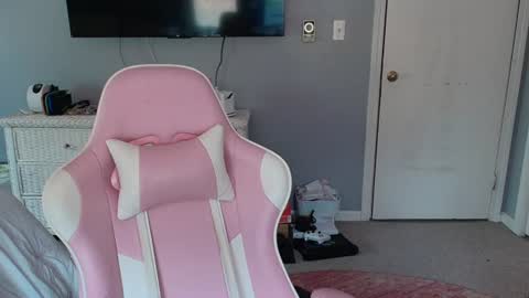 Snapshot of princesselysia99 chatting on August 2, 2026, 5:00 pm Princess Elysia online show from August 2, 2026, 5:00 pm