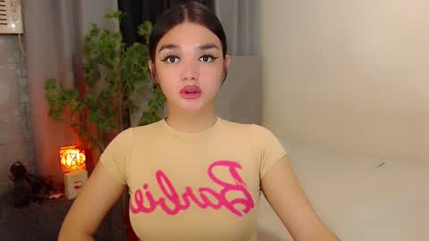 Snapshot of princesshugecumontop chatting on January 11, 2025, 10:51 am PrincessDONT FORGET TO FOLLOW ME online show from January 11, 2025, 10:51 am