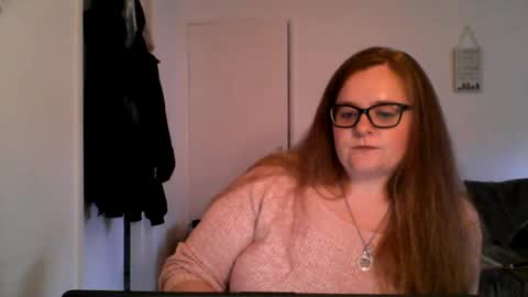 Snapshot of princessjennileigh chatting on September 15, 2025, 4:40 pm princessjennileigh online show from September 15, 2025, 4:40 pm