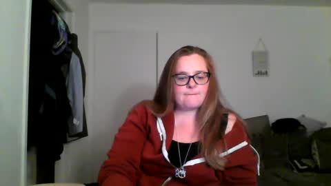 Snapshot of princessjennileigh chatting on September 24, 2025, 9:40 pm princessjennileigh online show from September 24, 2025, 9:40 pm