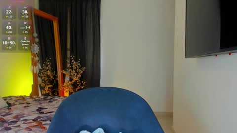 princessmariana25 online show from January 10, 2026, 7:37 pm