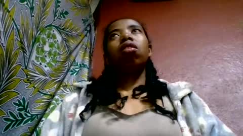 prisca880319 online show from July 1, 2026, 6:48 am