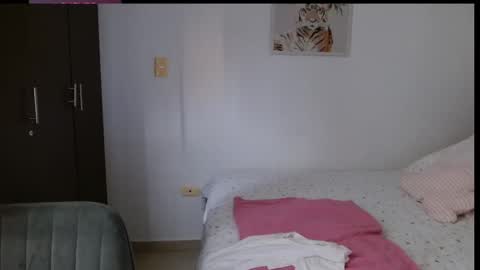 Marcela online show from October 20, 2025, 7:03 pm