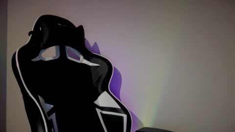 Snapshot of prisoner77_390 chatting on November 9, 2025, 11:25 pm Oliver online show from November 9, 2025, 11:25 pm