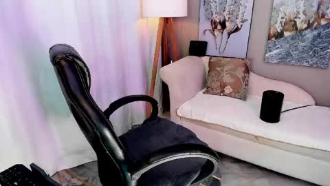 Priya Rose online show from May 6, 2026, 6:24 pm