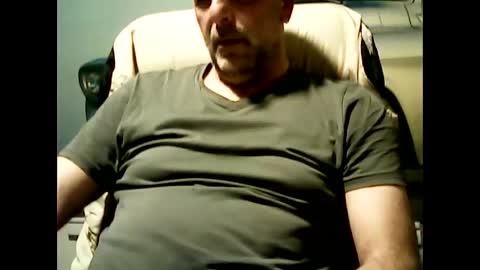 Snapshot of prodpi chatting on February 16, 2026, 6:04 pm ----- online show from February 16, 2026, 6:04 pm