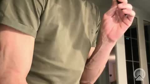 Dutchieeeee8 online show from April 4, 2026, 7:22 pm