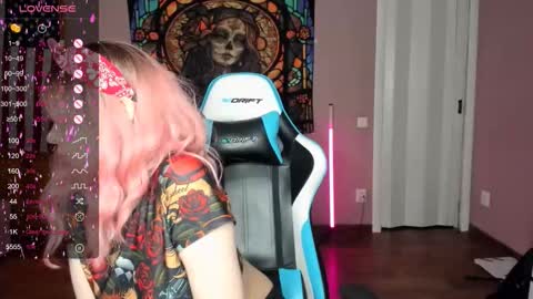 Di online show from November 12, 2025, 3:01 pm