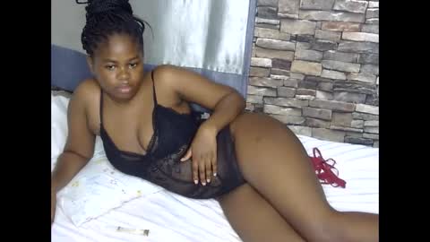 prretyface online show from May 19, 2026, 3:13 am