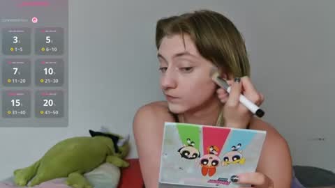 Oli online show from July 25, 2026, 9:23 pm