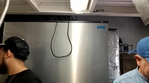 Snapshot of prvive2025 chatting on September 25, 2025, 7:50 pm prvive2025 online show from September 25, 2025, 7:50 pm