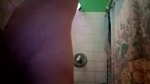 Snapshot of prvive2025 chatting on October 13, 2025, 6:08 pm prvive2025 online show from October 13, 2025, 6:08 pm