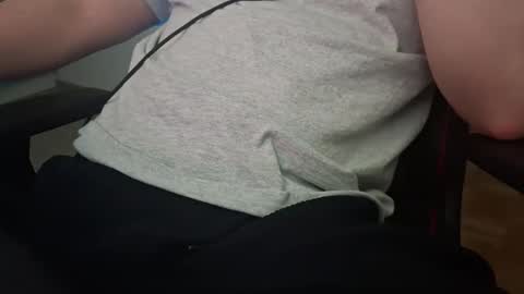 pryli27 online show from March 27, 2026, 11:26 pm