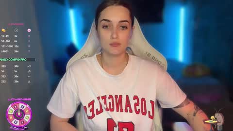 Queen of Pain online show from December 14, 2025, 12:05 am