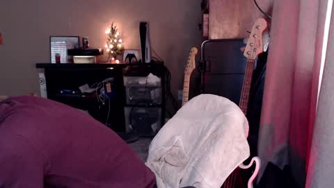 Sk8wave online show from February 4, 2025, 8:38 pm