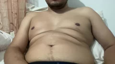 Snapshot of pspizzeghello chatting on November 17, 2025, 7:14 am pspizzeghello online show from November 17, 2025, 7:14 am