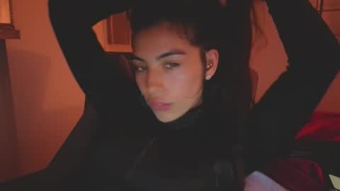 Katerine online show from May 19, 2026, 1:56 am