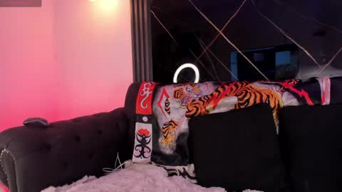 psycodoll online show from June 7, 2026, 3:43 am