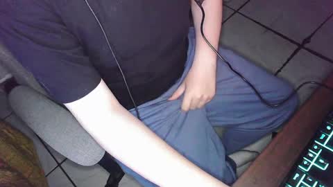 your mysterious man online show from April 9, 2026, 2:22 am