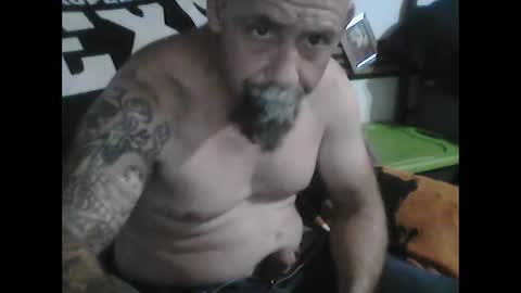 Snapshot of ptyp1973 chatting on January 4, 2025, 6:19 pm ptyp1973 online show from January 4, 2025, 6:19 pm
