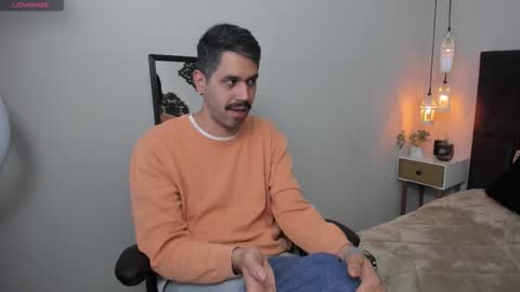 Diego online show from February 2, 2026, 9:35 pm