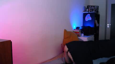 EsteticHouse online show from September 17, 2025, 3:46 pm