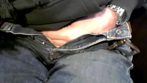 pumpkin3000 online show from December 22, 2024, 1:33 pm