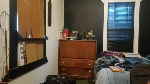 pUnKie6 online show from December 25, 2024, 2:56 pm