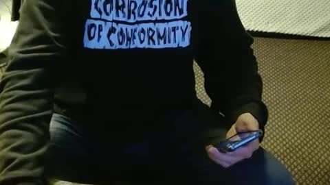 Snapshot of punkypapi chatting on November 11, 2025, 2:44 am Jojo online show from November 11, 2025, 2:44 am