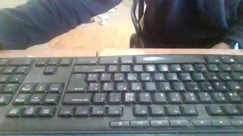 pup_y online show from November 3, 2025, 7:42 am