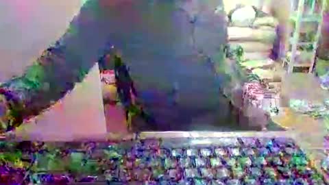 pup_y online show from December 1, 2025, 5:40 pm