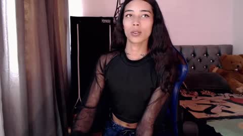 Snapshot of pupi_wolf chatting on September 8, 2025, 6:18 pm Cris online show from September 8, 2025, 6:18 pm