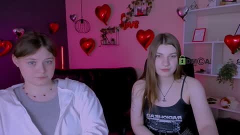 Snapshot of pure_radiance chatting on February 15, 2026, 8:49 pm Ask me3 online show from February 15, 2026, 8:49 pm