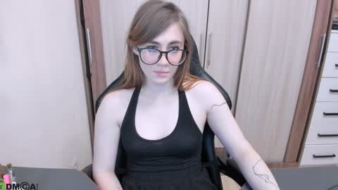 I am Mila online show from February 1, 2025, 6:40 pm