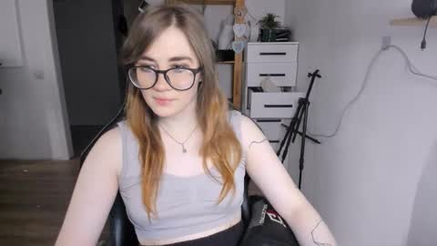 I am Mila online show from September 15, 2025, 7:19 am