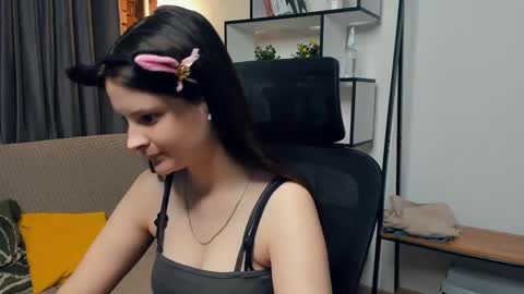 Snapshot of puremelody chatting on October 12, 2025, 10:42 pm puremelody online show from October 12, 2025, 10:42 pm