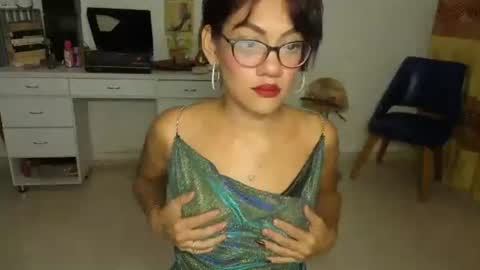 purepleasure25 online show from June 29, 2026, 11:27 pm
