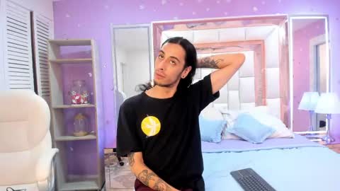Experienced guys  online show from June 2, 2026, 7:27 pm
